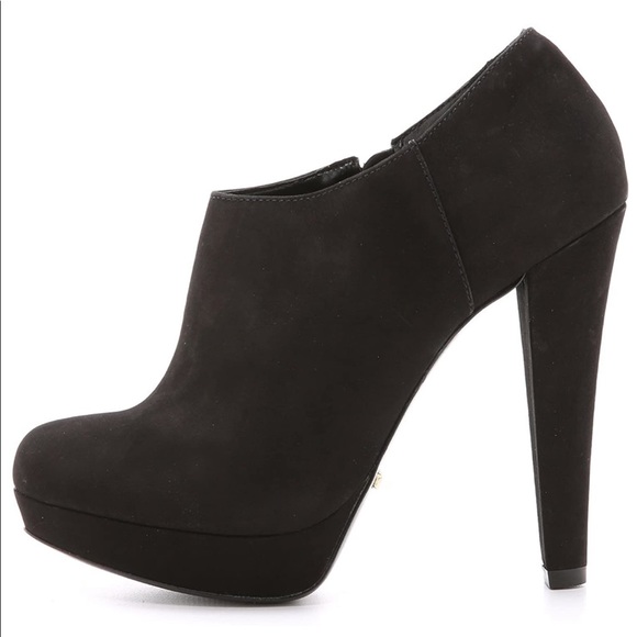 NIB Schultz Black Suede Booties 39 EU - Picture 2 of 3